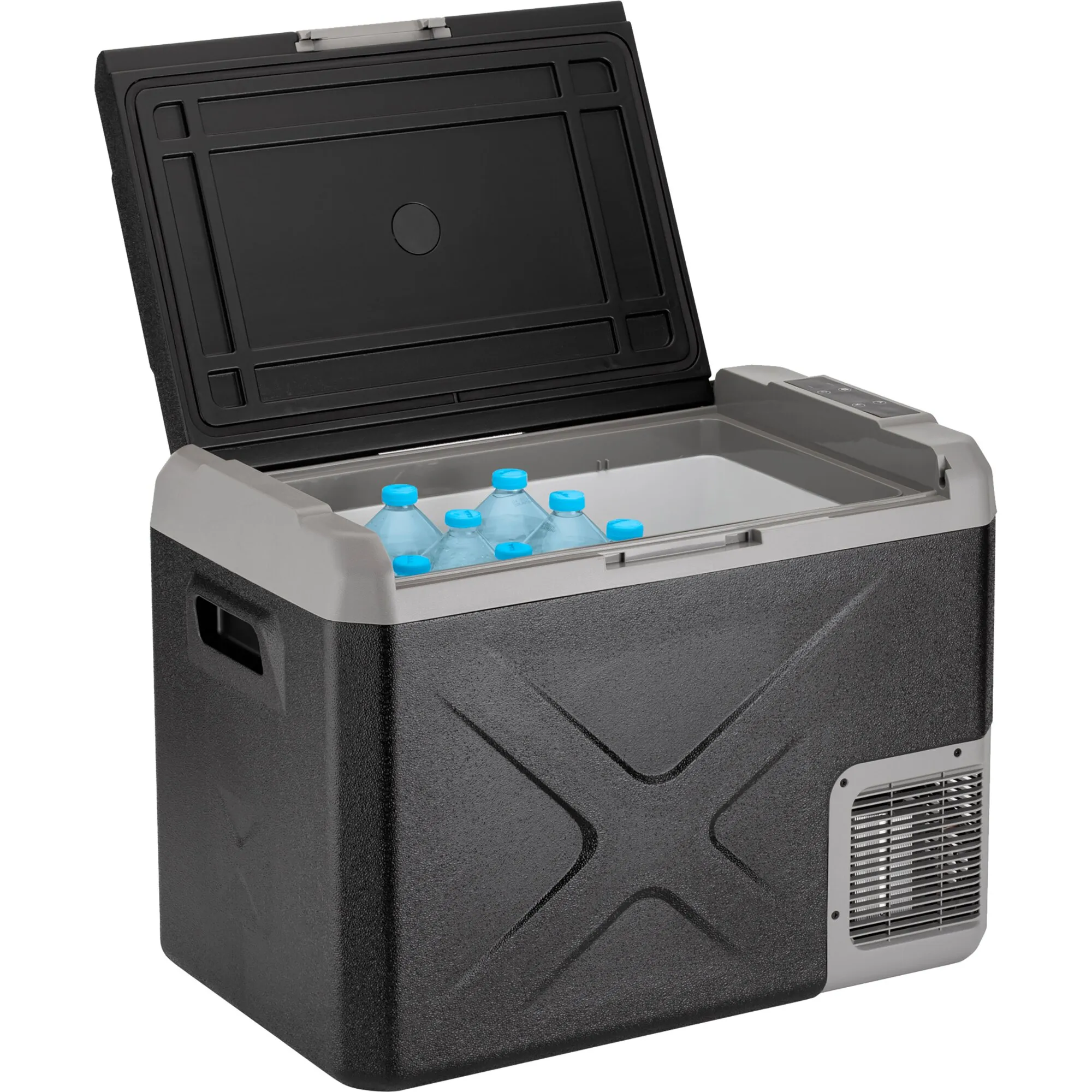 Geöffnete schwarze Kühlbox Polarys Freeze SZ mit grauem Deckel, Bedienfeld, Lüftungsgitter und mehreren Wasserflaschen im 30-Liter-Innenraum