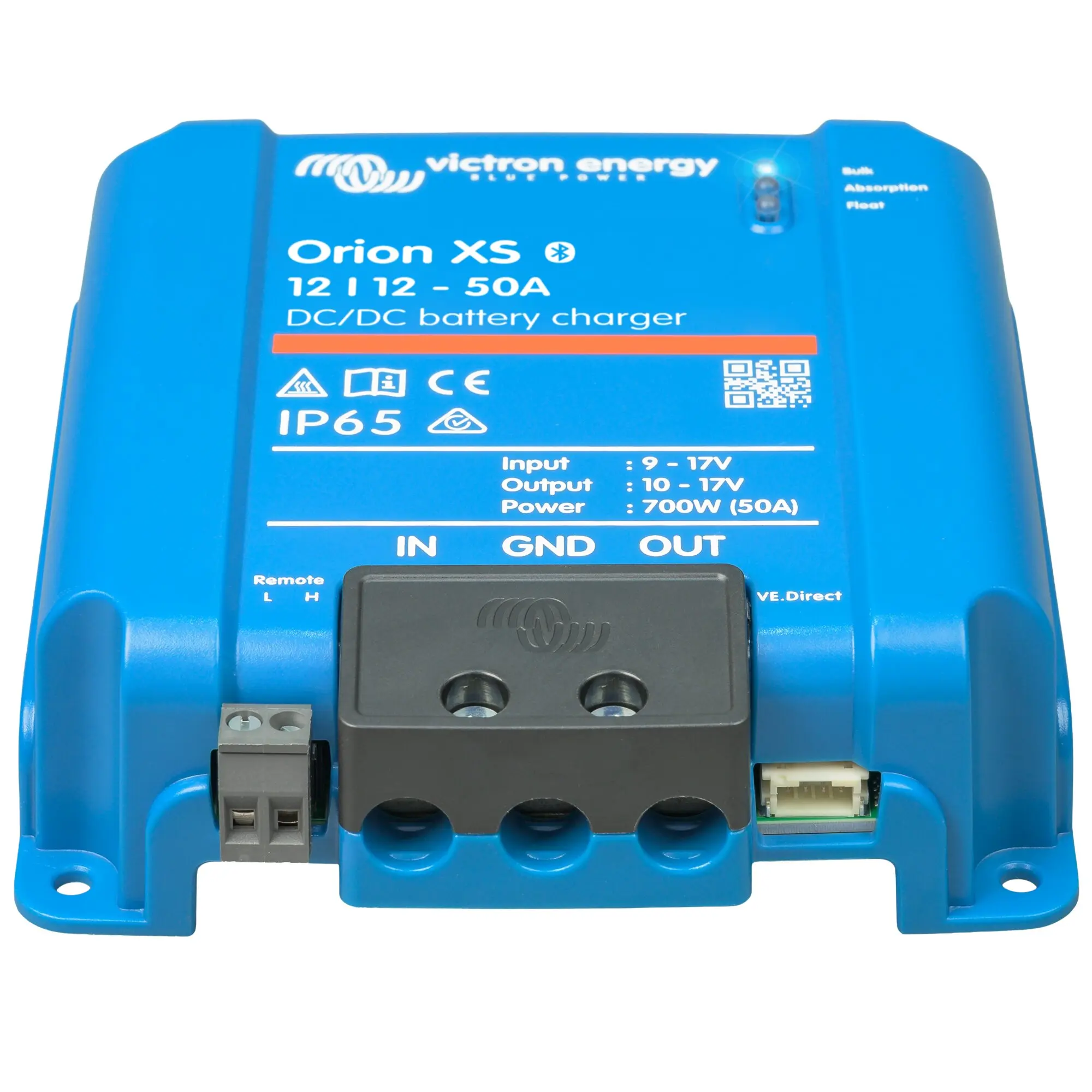 Blaues Orion XS DC/DC Batterie-Ladegerät mit Victron Energy Logo, Modell 12|12-50A, Frontseite mit Eingangs-, GND- und Ausgangsanschlüssen