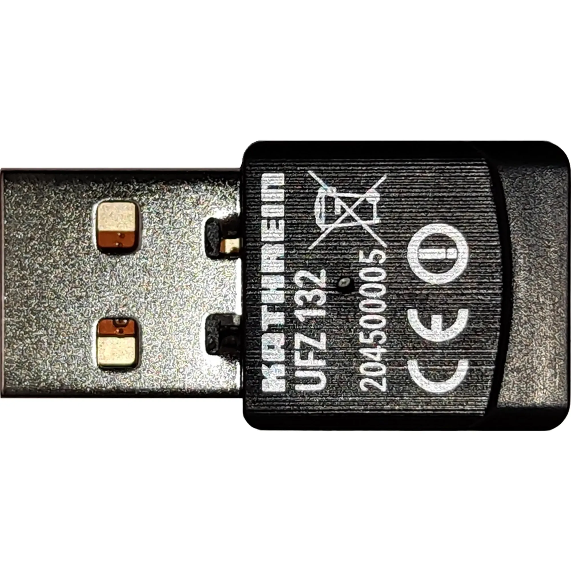 Schwarzer WLAN-USB-Adapter Kathrein UFZ 132 für Sat-Anlagen, Detailansicht mit USB-Stecker und CE-Kennzeichnung