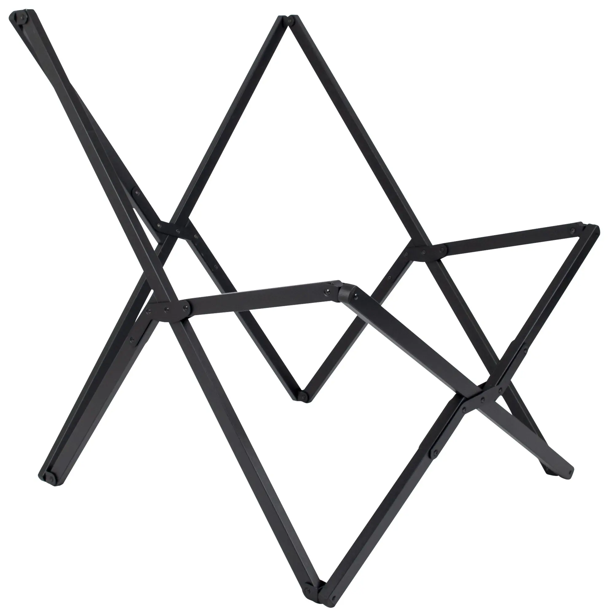 Detail eines schwarzen Metallrahmens eines klappbaren Relaxsessels mit Kreuzverbindungen, Bolzen und Gelenken