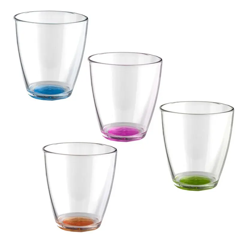 Vier klare Trinkgläser aus dem Tahiti-Set, jedes Glas mit farbigem Boden in Blau, Pink, Orange oder Grün, locker nebeneinander angeordnet