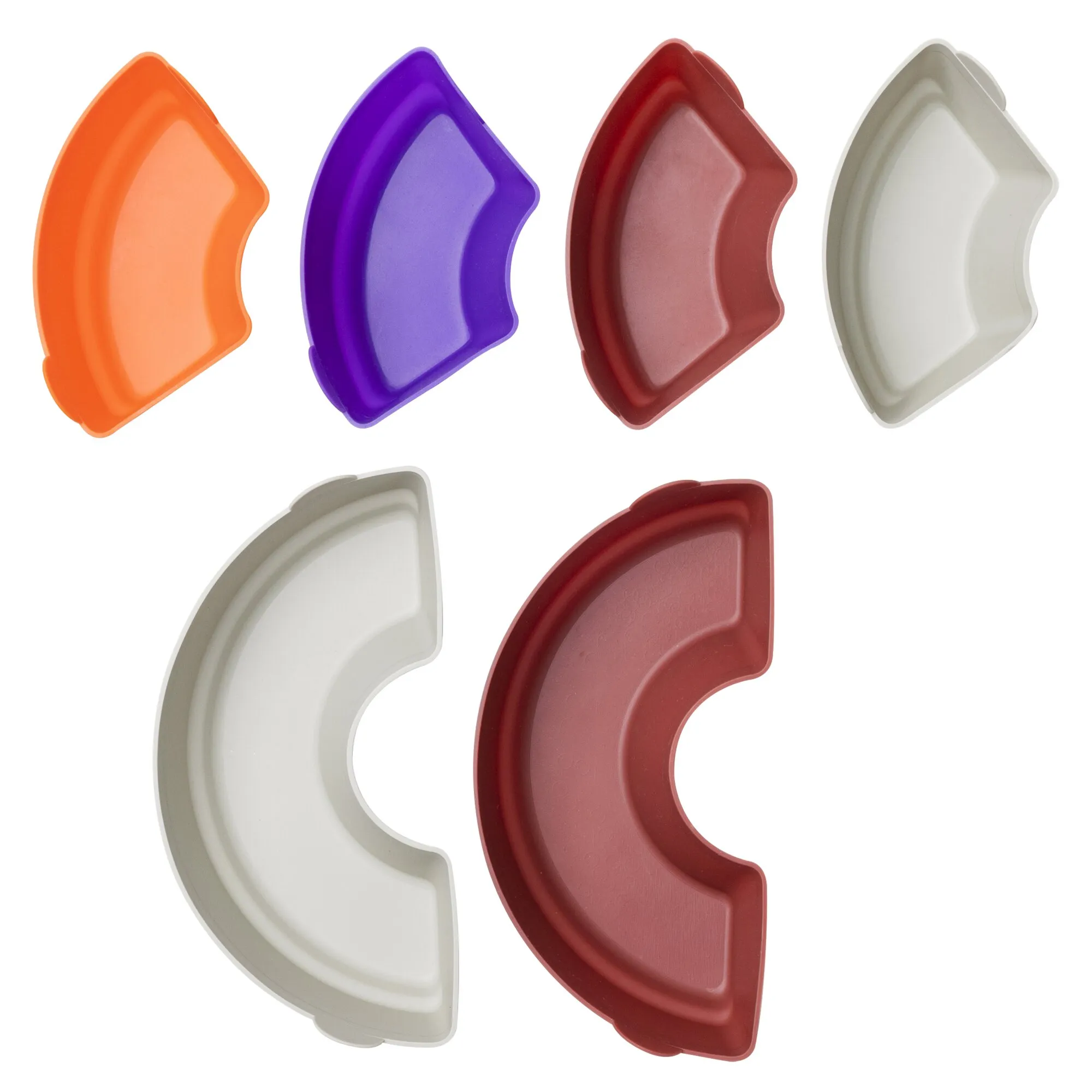 Set mit sechs bogenförmigen Silikonformen in Orange, Violett, Rot und Weiß, jeweils mit erhöhtem Rand