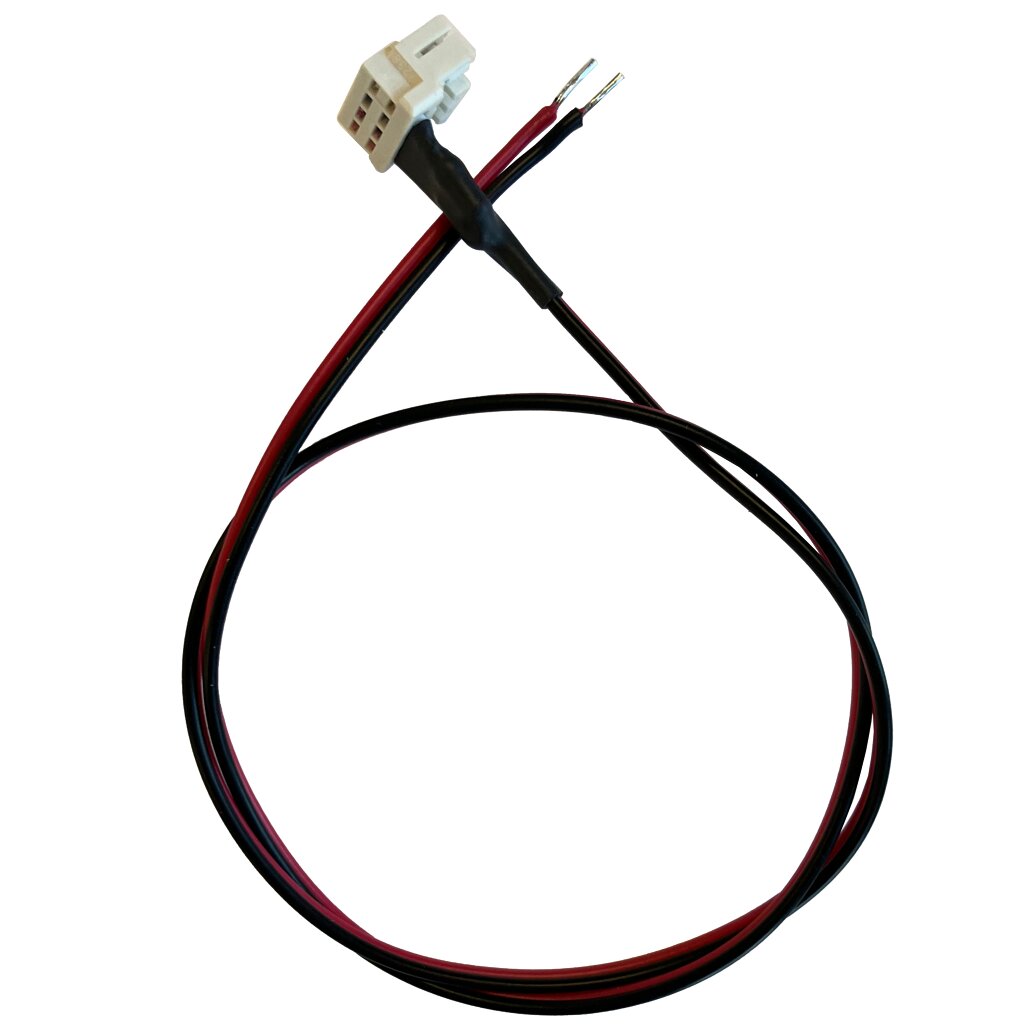 Kabel mit weißem Mehrpol-Steckverbinder, zwei rote und zwei schwarze Leitungen; freiliegende Kupferlitzen an den Drahtenden, Schrumpfschlauch am Übergang