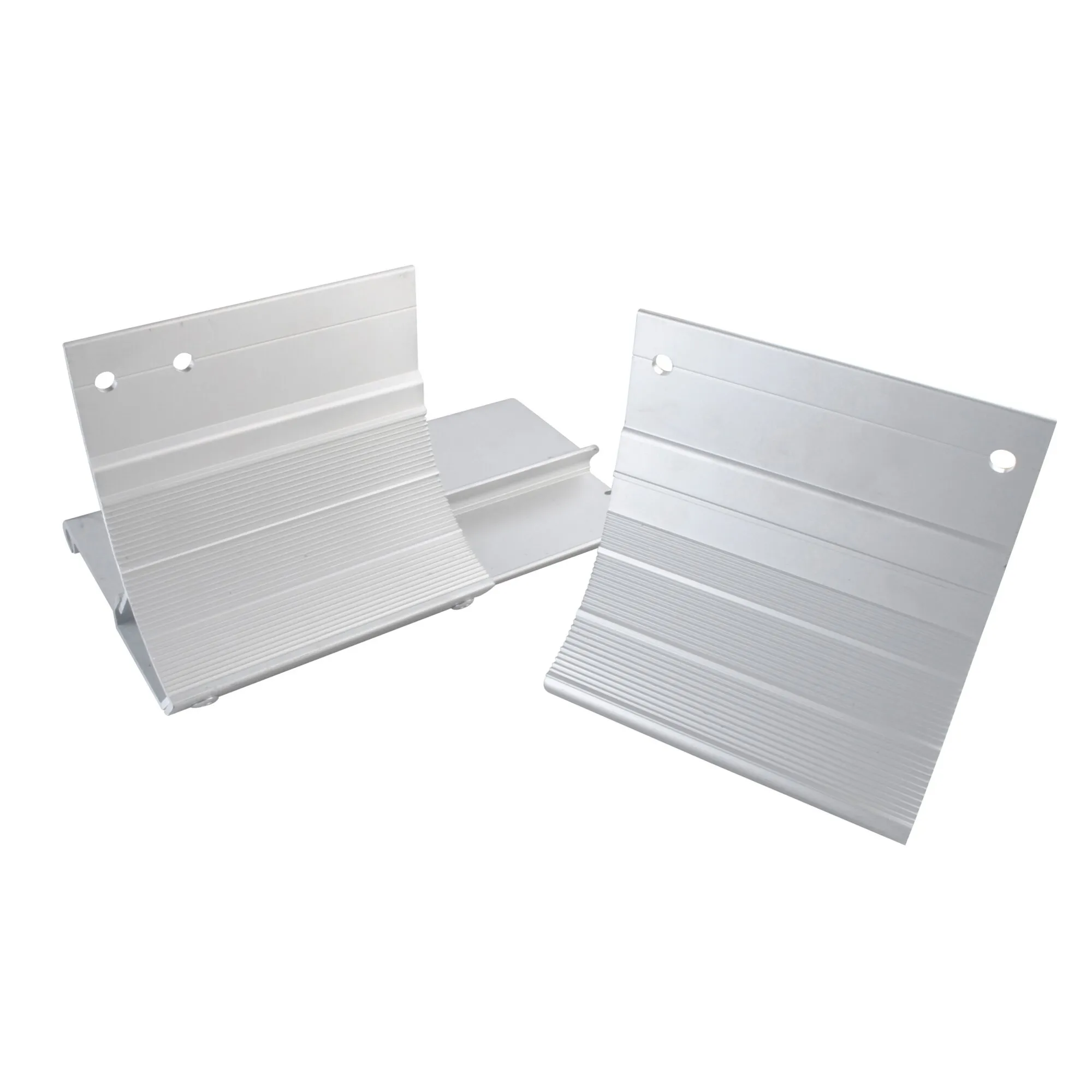 Silbernes Aluminium-Kit für VW T5 und T6 Multivan oder Transporter mit zwei geriffelten Schienenprofilen und Montagebohrungen
