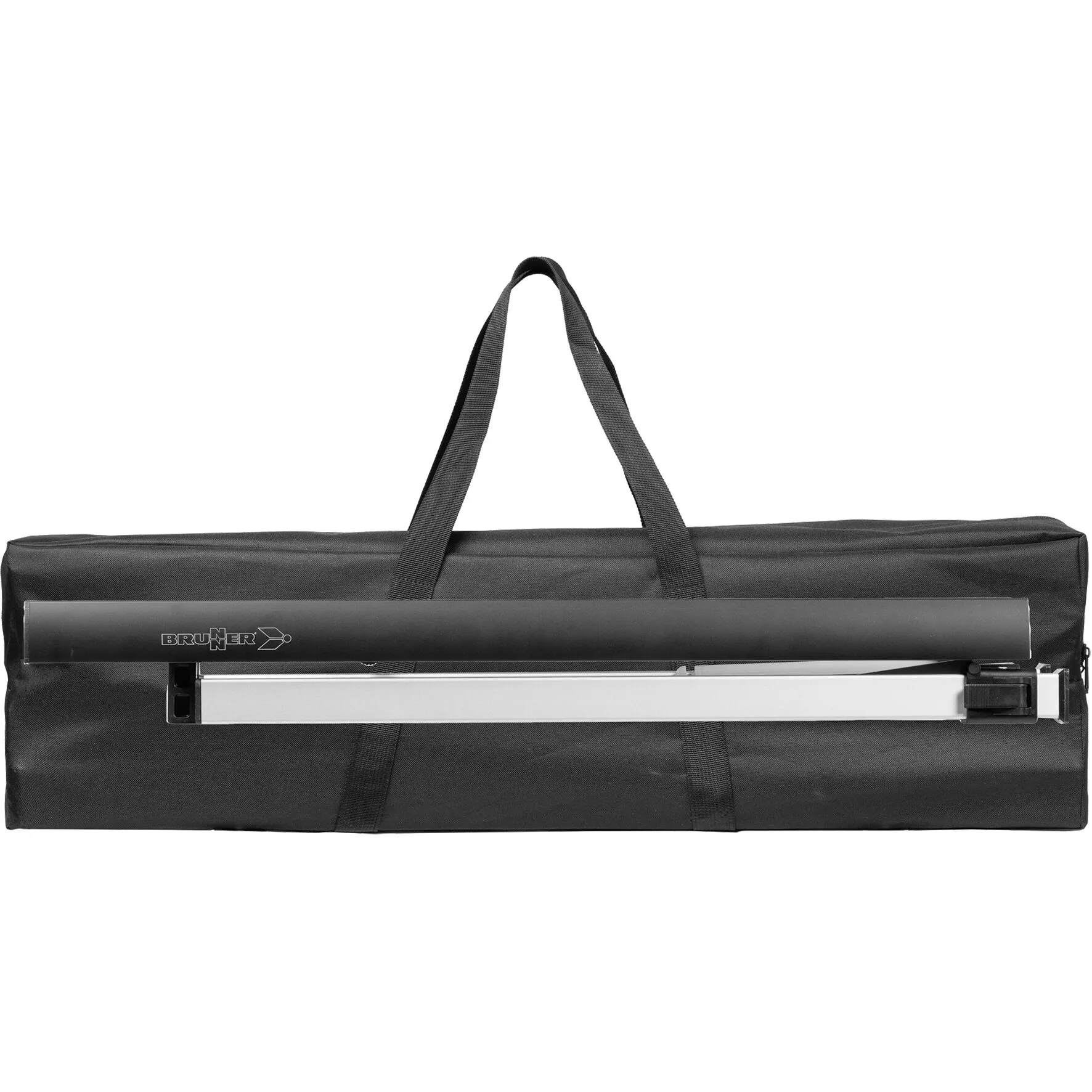 Zusammengepackter schwarzer Rolltisch Titanium Quadra Compack 4 in Tragetasche mit Tragegriffen und sichtbarem Brunner-Logo