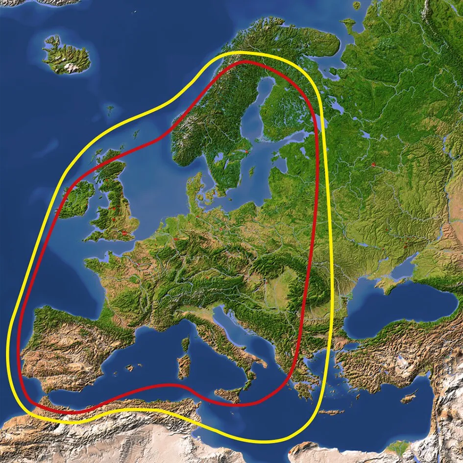 Europa-Karte mit roten und gelben Empfangskonturen der Sat-Anlage Teleco FlatSat Classic Single, 63,50 cm