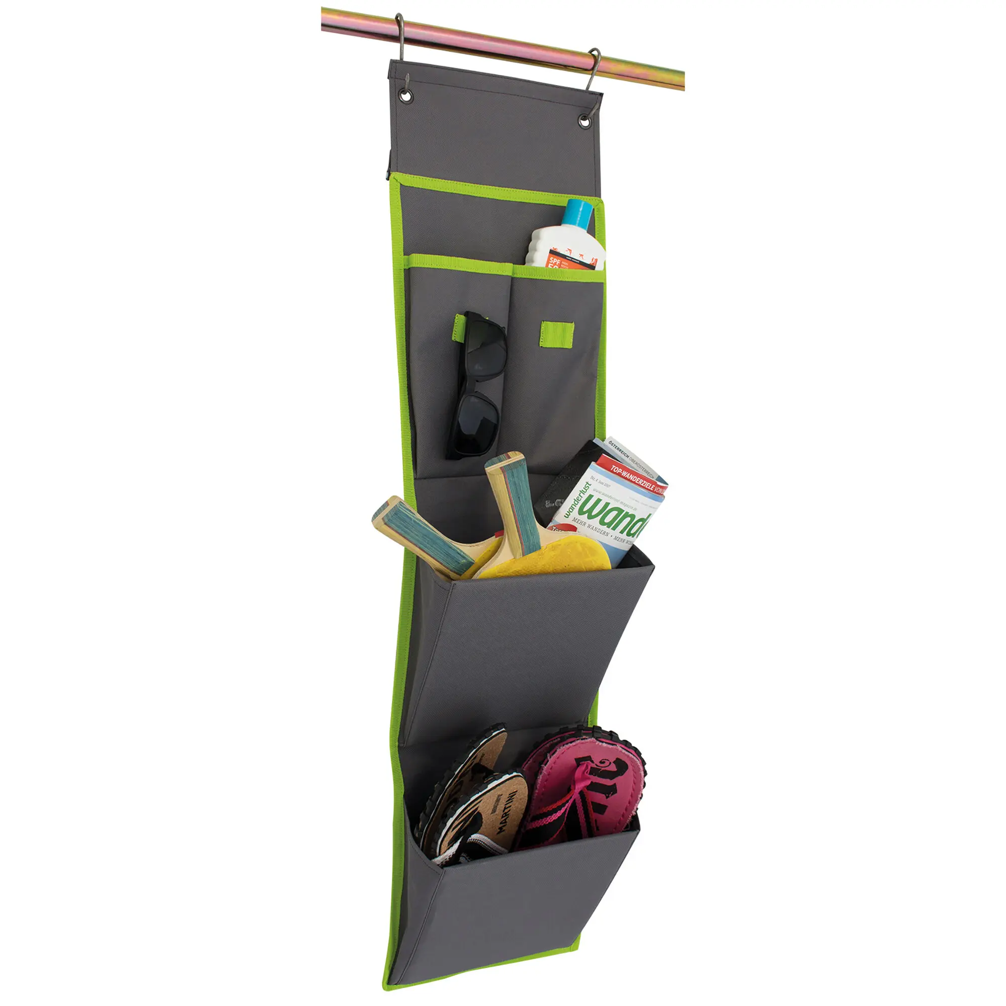 Hängender Organizer Bristol 24 cm aus grauem Gewebe mit neongrüner Bordüre, Taschen sichtbar mit Sonnenbrille, Sonnencreme und Zeitschriften