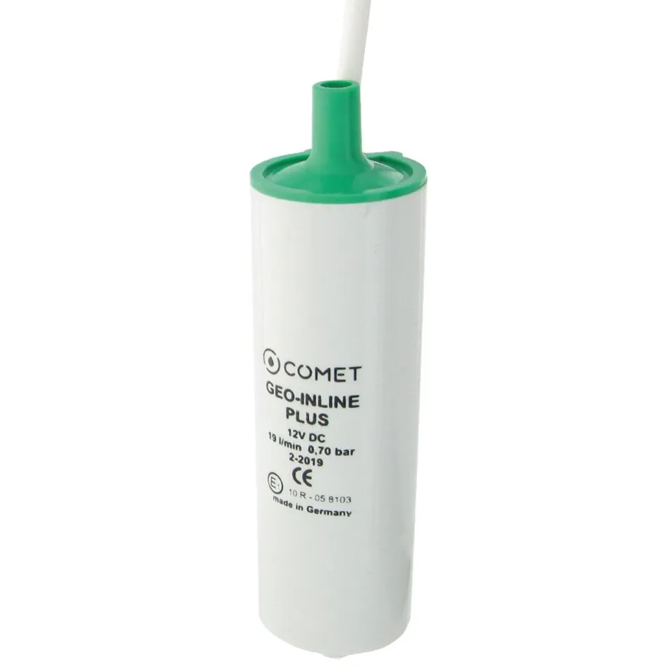 Weiße zylindrische OCOMET GEO-INLINE PLUS Verstärkerpumpe mit grünem Anschluss, 12 V DC und 19 l/min