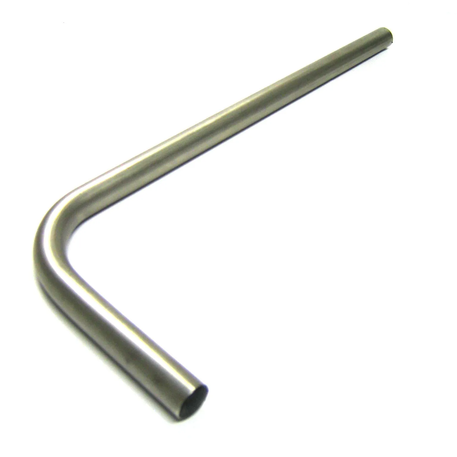 Gebogener, silberfarbener Aluminiumarm Alufor mit zwei offenen Rohrenden, 440 mm lang, auf weißem Hintergrund