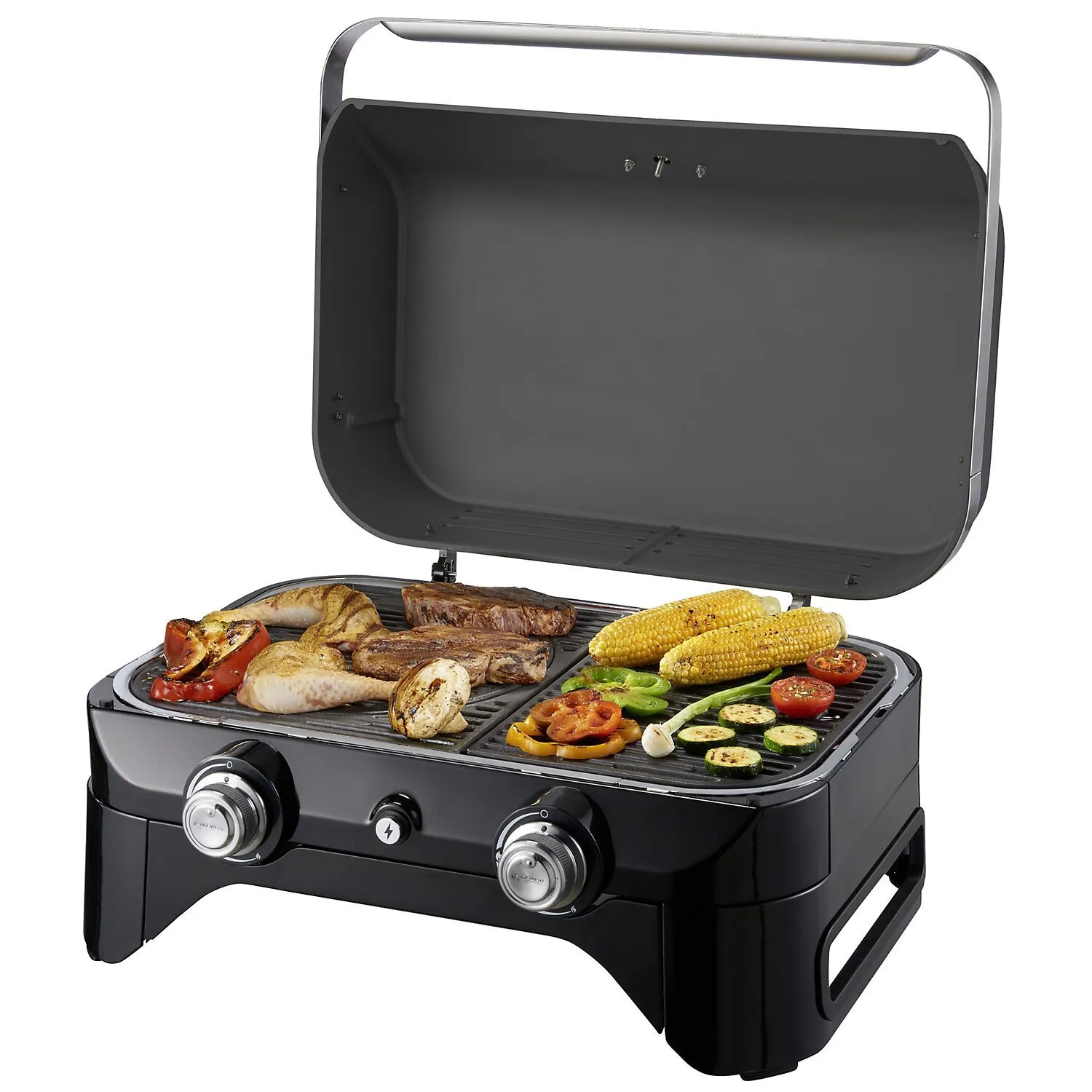 Schwarzer Tischgrill Attitude 2100 LX mit geöffnetem Deckel, zwei Reglern und Grillgut wie Fleisch, Mais und Gemüse