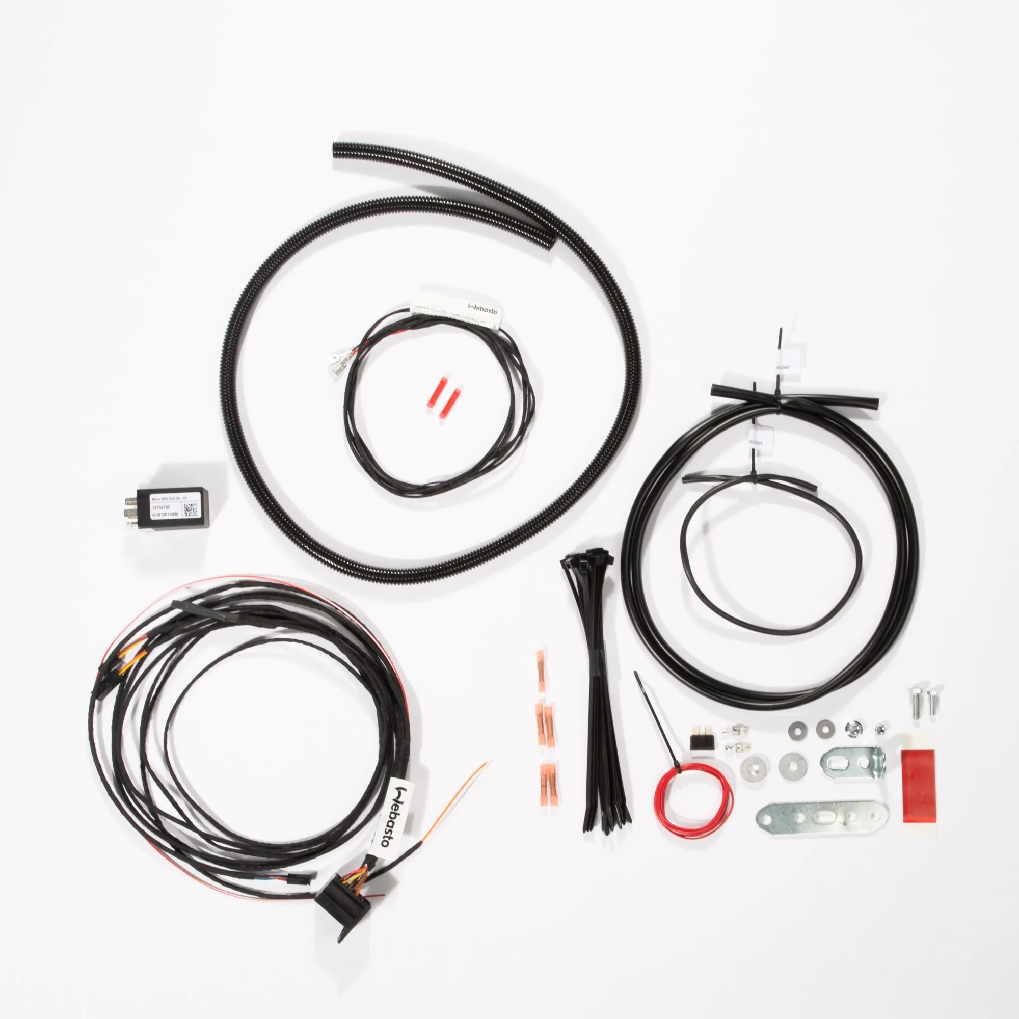 Einbaukit für Wasserheizung im Mercedes-Benz Sprinter W907/W910 mit Kabelbäumen, Leitungen, Steckern und Befestigungsmaterial