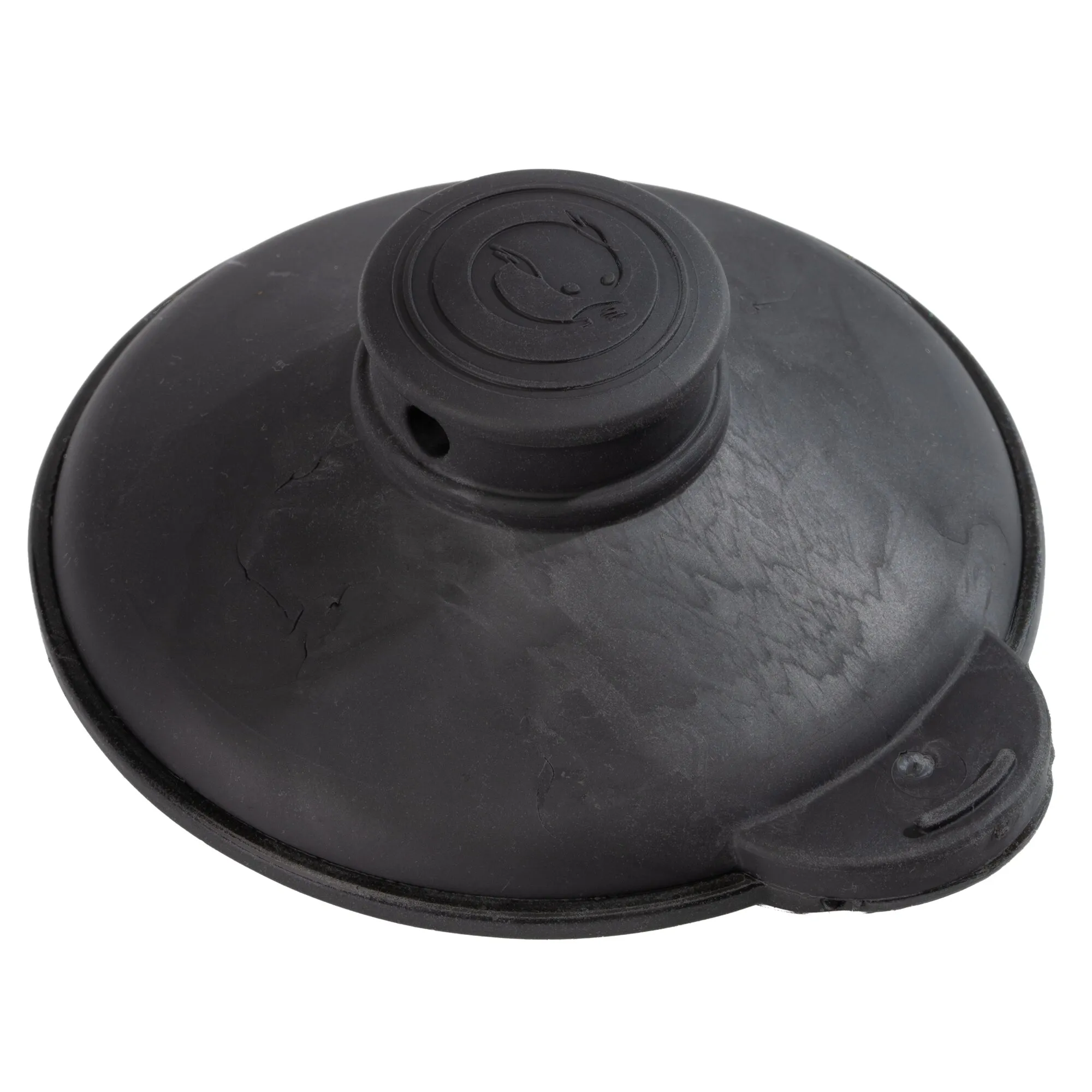 Nahaufnahme eines schwarzen Saugnapfs mit zentralem Deckel und Logoabdruck, ClingCup Basic