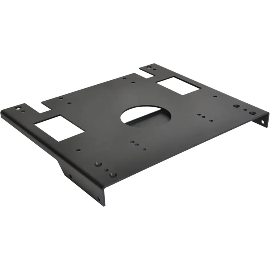 Schwarzes Adapterprofil für Fiat Ducato ab Baujahr 2006/07, flache Metallplatte mit Bohrungen und Aussparungen