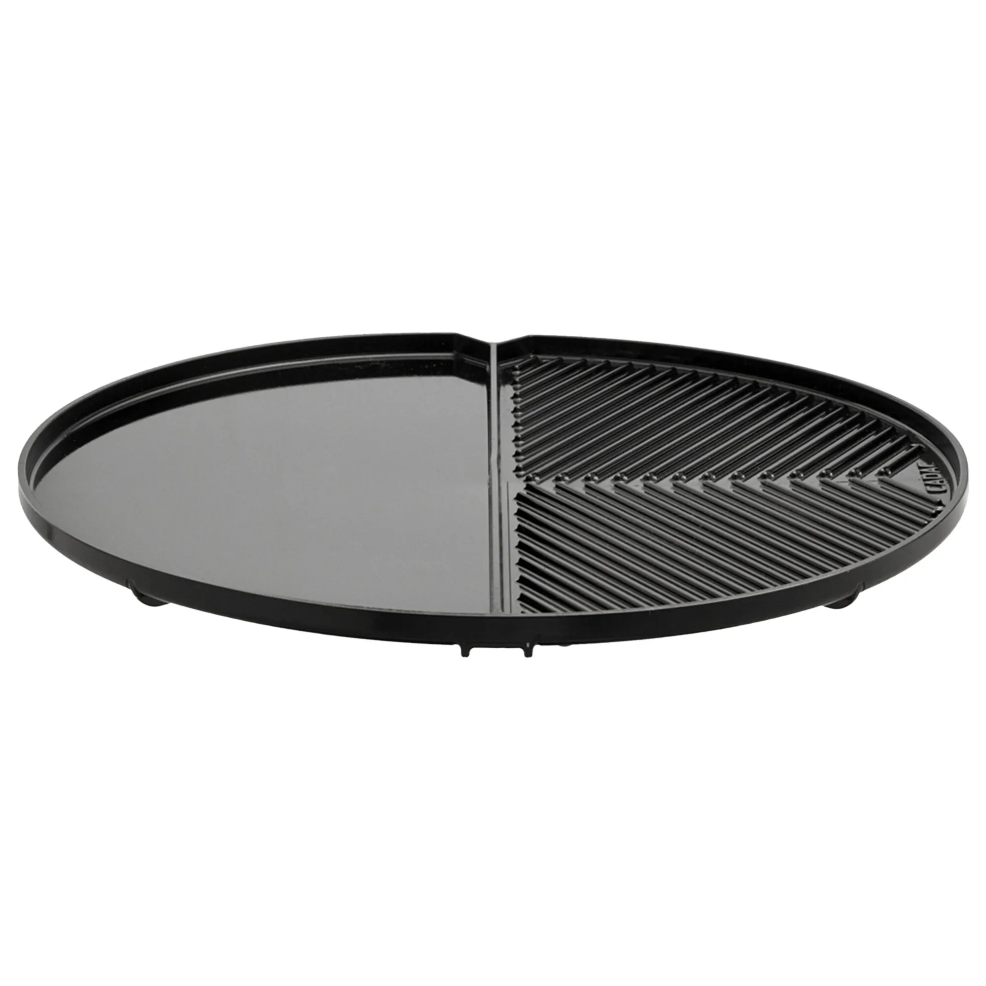 Schwarze ovale Grillplatte Grill2Braai 40 mit glatter Bratfläche und geriffelter Grillfläche geteilt durch einen Steg