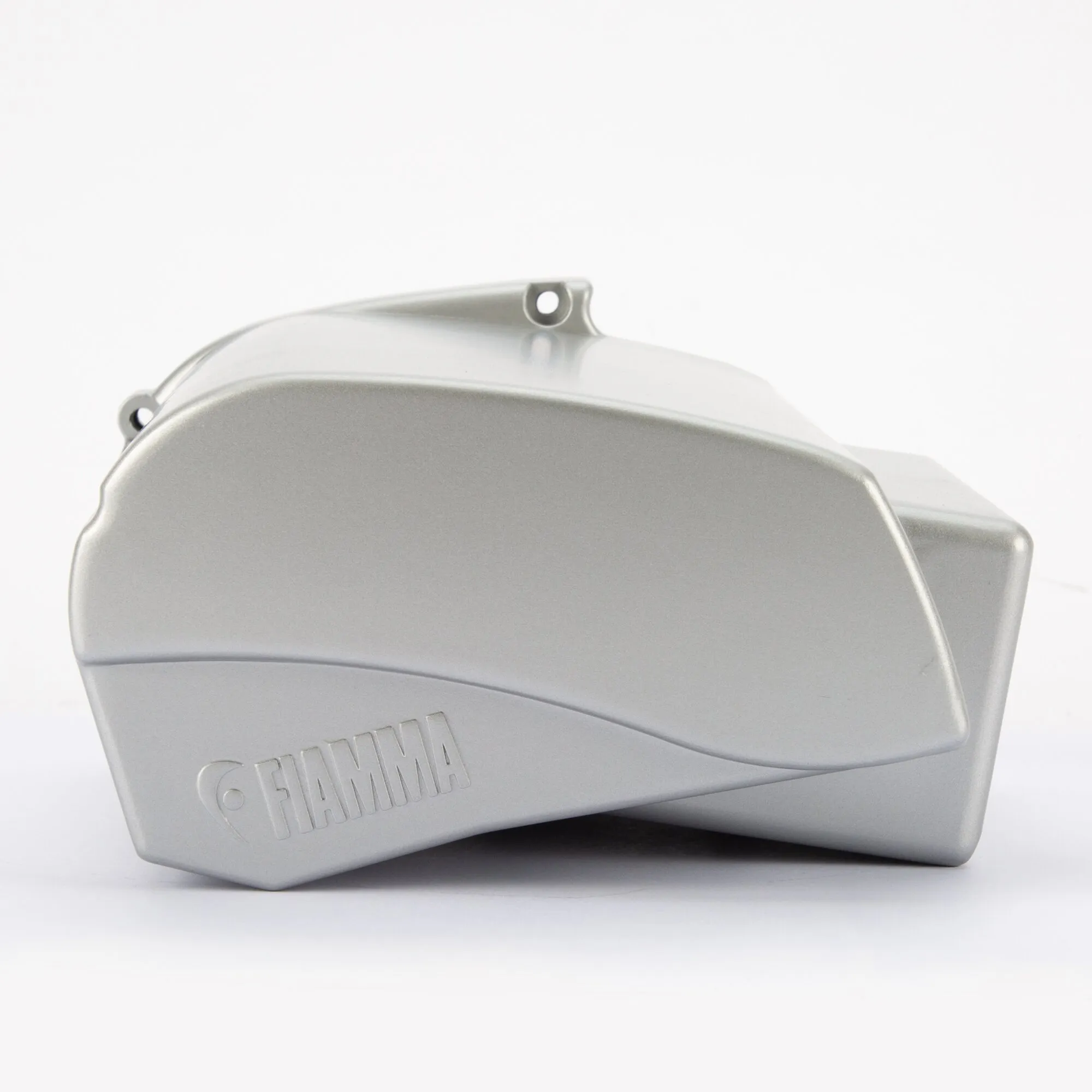Titaniumfarbener Motor Kit Compact F80s in seitlicher Nahaufnahme mit sichtbarem Yamaha-Logo und Befestigungsösen